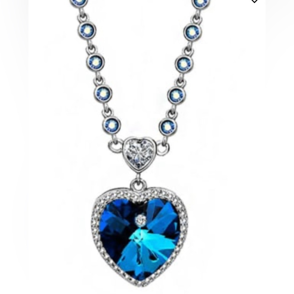 Gorgeous Heart Pendant Swarovski Crystals gradient blue ombré and aurore boreale